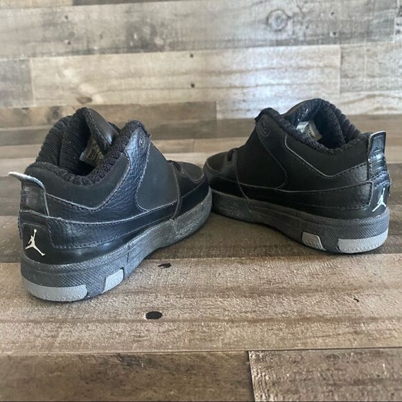 Jordan shoes little kids all black size 8C - Picture 3 of 9